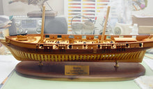 Load image into Gallery viewer, Oneida Plank on Frame Kit